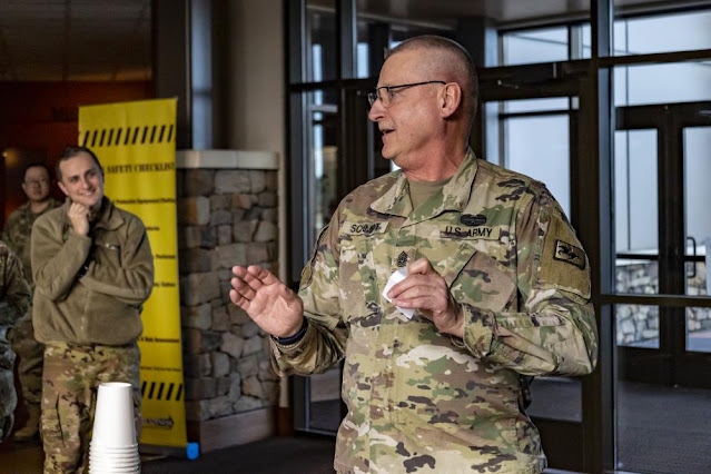 State Command Sgt. Maj Lindsay Schmidt gave a little speech before cutting a cake in honor of the National Guard’s 186th birthday on Dec. 13, 2022. The celebration was held on Dec. 15 in conjunction with the Joint Forces Headquarters Christmas party in Cheyenne, Wyo. (U.S. Army National Guard photo by Sgt. Kristina Kranz) State Command Sgt. Maj Lindsay Schmidt gave a little speech before cutting a cake in honor of the National Guard’s 186th birthday on Dec. 13, 2022. The celebration was held on Dec. 15 in conjunction with the Joint Forces Headquarters Christmas party in Cheyenne, Wyo. (U.S. Army National Guard photo by Sgt. Kristina Kranz)